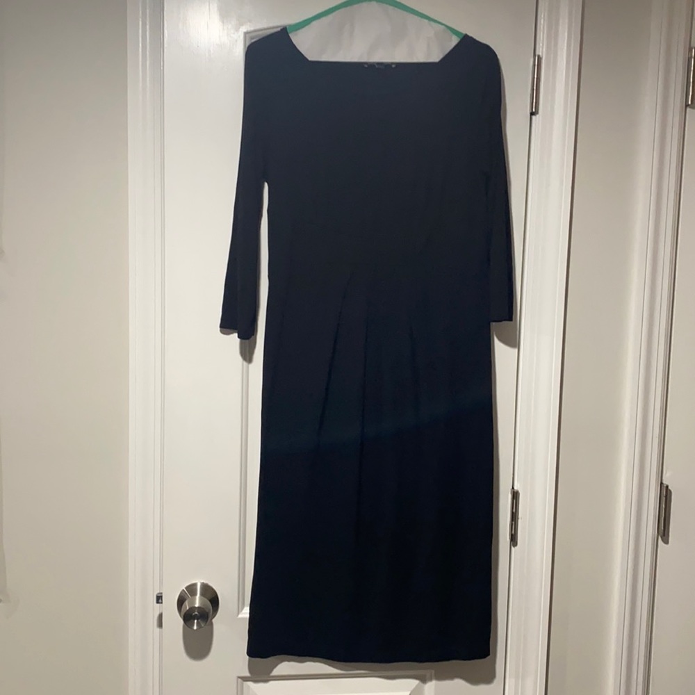 Isabella Oliver maternity dress black knee length 3 quarter sleeve size 3